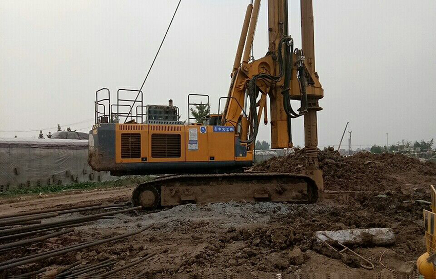 無限達(dá)貴陽地鐵旋挖鉆機施工案例